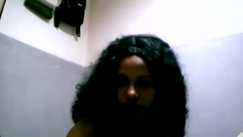 Snapshot of linah1123 chatting on February 20, 2026, 6:59 am linah1123 online show from February 20, 2026, 6:59 am