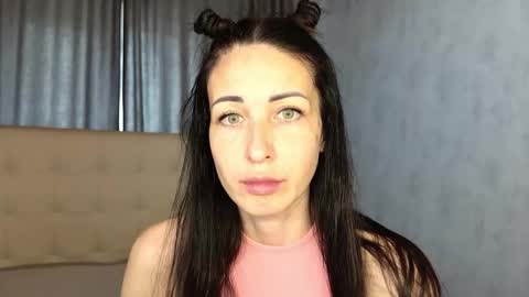 Snapshot of linalivee chatting on October 14, 2025, 6:47 am LinaLivee online show from October 14, 2025, 6:47 am