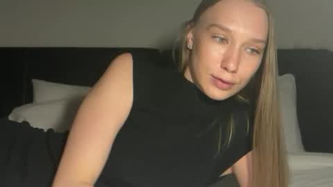 Lina online show from July 11, 2026, 10:40 am