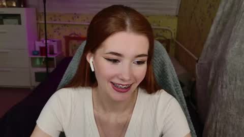 Luna online show from May 12, 2026, 7:11 pm