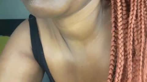 linda5298 online show from June 19, 2026, 11:25 am