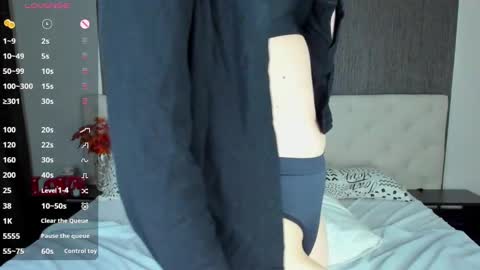 Linda  GMT2 Mon Tu Fri Sa Su  0300am-1000 am online show from December 13, 2024, 6:00 am