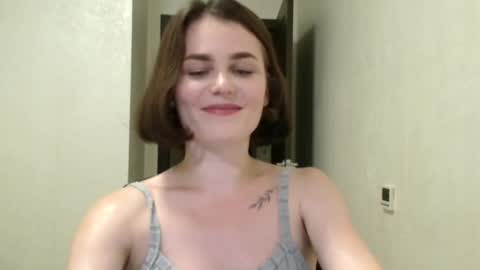 Snapshot of linda_aa chatting on June 29, 2026, 7:03 pm Linda online show from June 29, 2026, 7:03 pm