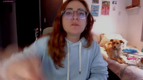 Snapshot of linda_giggle chatting on December 19, 2024, 10:42 pm Giggles online show from December 19, 2024, 10:42 pm