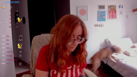 Snapshot of linda_giggle chatting on January 7, 2025, 10:08 pm Giggles online show from January 7, 2025, 10:08 pm