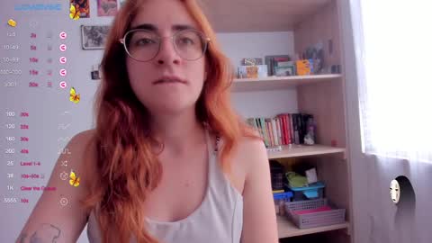 Snapshot of linda_giggle chatting on March 10, 2025, 2:16 pm Giggles online show from March 10, 2025, 2:16 pm