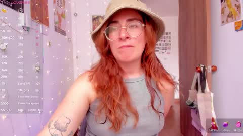 Snapshot of linda_giggle chatting on September 22, 2025, 2:52 pm Giggles online show from September 22, 2025, 2:52 pm