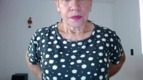 Linda Hanna online show from December 3, 2025, 2:48 pm