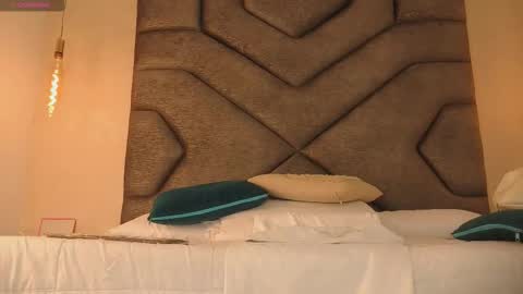 Linda Saenz online show from October 18, 2025, 11:33 am