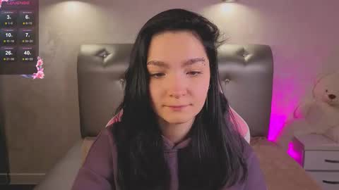 Linda online show from November 22, 2025, 1:48 am