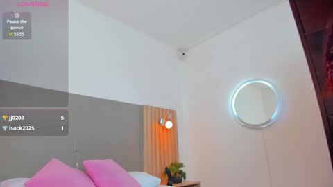 L I N D A online show from February 21, 2026, 8:10 pm