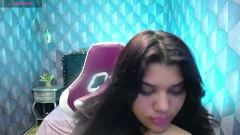 Snapshot of lindabreexlove chatting on December 26, 2024, 8:39 am online show from December 26, 2024, 8:39 am