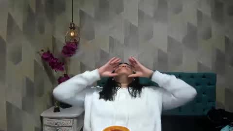 Snapshot of lindabreexlove chatting on September 26, 2025, 4:22 pm online show from September 26, 2025, 4:22 pm