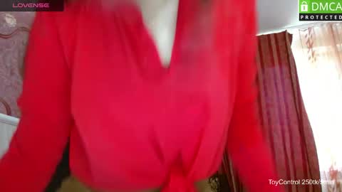 Snapshot of lindaernestine chatting on April 25, 2026, 1:52 pm LindaErnestine online show from April 25, 2026, 1:52 pm