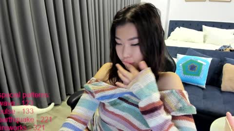 lindamei online show from October 27, 2025, 6:01 pm