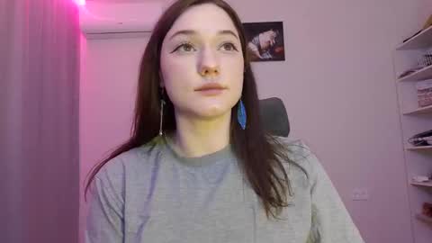 Call me Linda online show from December 1, 2025, 6:24 pm