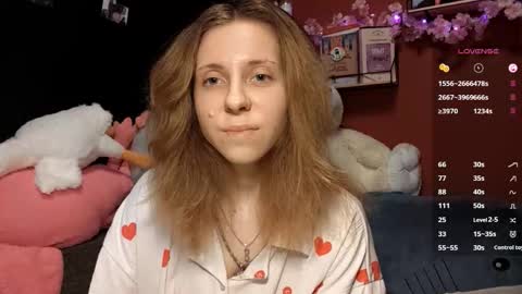 Snapshot of lindatavares chatting on February 16, 2026, 9:05 am Alisa online show from February 16, 2026, 9:05 am