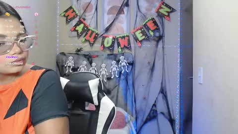 Snapshot of lindsay_sweet24 chatting on October 26, 2025, 5:57 am ana online show from October 26, 2025, 5:57 am