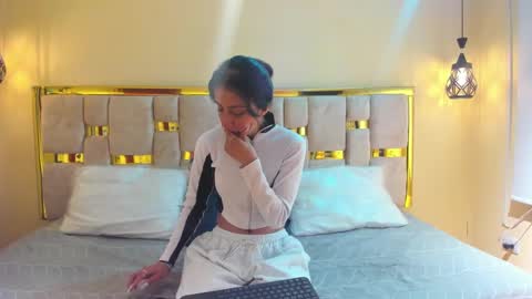 Snapshot of ling_ling24 chatting on October 9, 2025, 3:04 am ling ling24 online show from October 9, 2025, 3:04 am