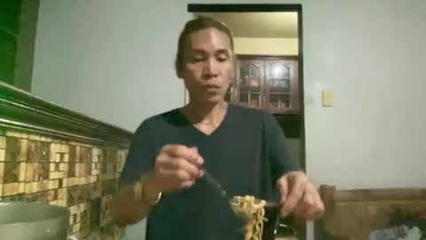 weng bustamante online show from January 16, 2025, 4:07 pm