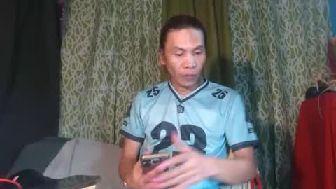 weng bustamante online show from November 4, 2025, 3:55 pm