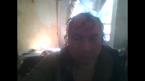 Snapshot of linseyyy chatting on November 15, 2025, 7:32 pm belledelfyyy online show from November 15, 2025, 7:32 pm