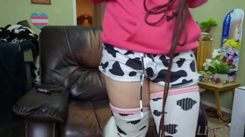 Linzy19 online show from January 27, 2025, 10:27 pm