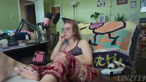 Linzy19 online show from March 7, 2025, 7:38 pm