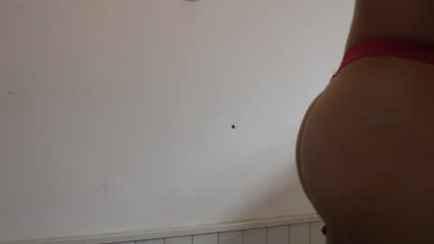 Snapshot of liohub chatting on December 1, 2025, 9:20 pm Lio Hub online show from December 1, 2025, 9:20 pm