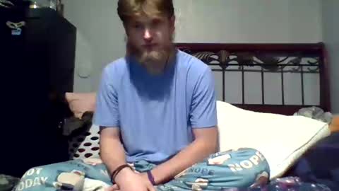 Kinky-Redneck online show from June 19, 2026, 2:49 am