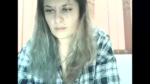 Snapshot of lionessmom chatting on November 13, 2025, 8:35 am lionessmom online show from November 13, 2025, 8:35 am