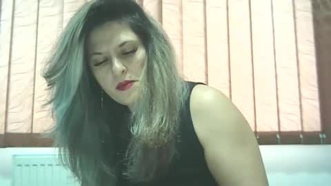 Snapshot of lionessmom chatting on November 22, 2025, 9:08 am lionessmom online show from November 22, 2025, 9:08 am