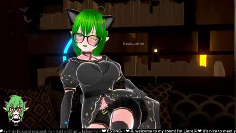 im Liora uwu   online show from March 5, 2025, 9:26 pm