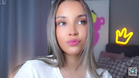 Amelia online show from October 12, 2025, 12:09 am