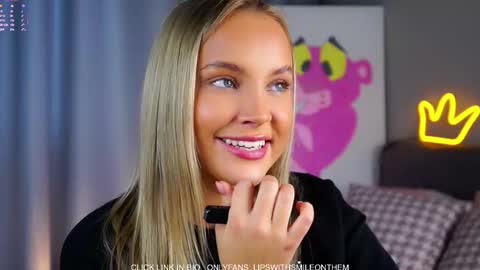 Amelia online show from November 7, 2025, 5:07 am