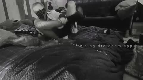 liquid_sky_ online show from October 11, 2025, 5:17 am