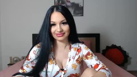 Lisa online show from December 1, 2024, 9:15 pm