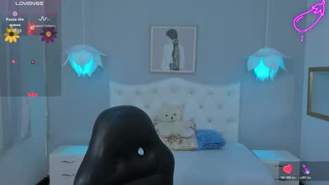 Lisa online show from October 20, 2025, 5:57 pm