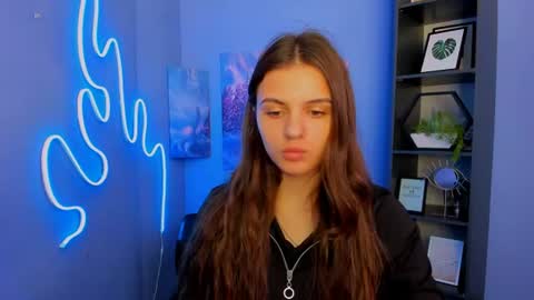 Lisa online show from June 15, 2026, 9:44 am