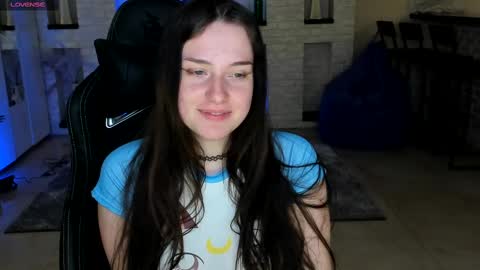 Snapshot of lisa_elfy chatting on February 22, 2025, 7:12 am lisa_elfy online show from February 22, 2025, 7:12 am