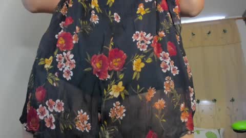 Lisa  online show from January 5, 2025, 3:45 pm