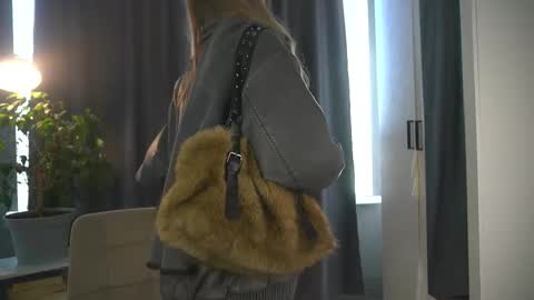 Elisabeth or Lisa online show from October 4, 2025, 8:23 am