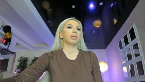 onlyfans-lisaakira instagram-lisaakira9  twitter-lisaakira4 online show from November 23, 2025, 6:46 am