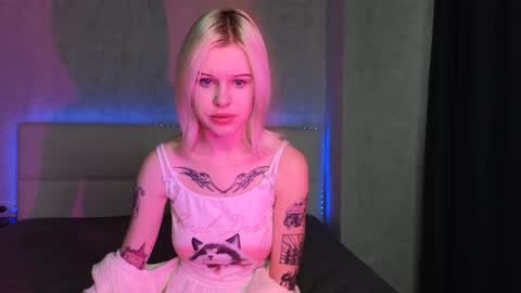 Snapshot of lisadenvinn chatting on September 26, 2025, 3:21 am Lisa online show from September 26, 2025, 3:21 am