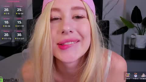 Snapshot of lisafoxy_ chatting on October 2, 2025, 1:34 am Lisa online show from October 2, 2025, 1:34 am