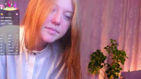 Snapshot of lisagriswell chatting on November 10, 2025, 4:06 pm Molly online show from November 10, 2025, 4:06 pm