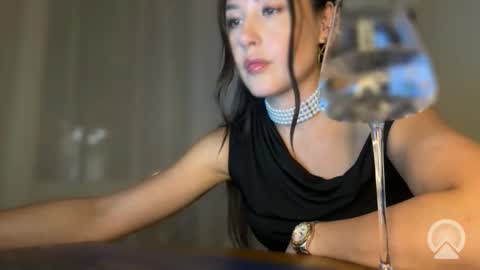 lisandriaaa online show from May 25, 2026, 6:47 pm