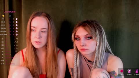 Snapshot of lisanelsona chatting on December 18, 2024, 1:26 am Hello our names are Kate and Alice this is our first day here. online show from December 18, 2024, 1:26 am