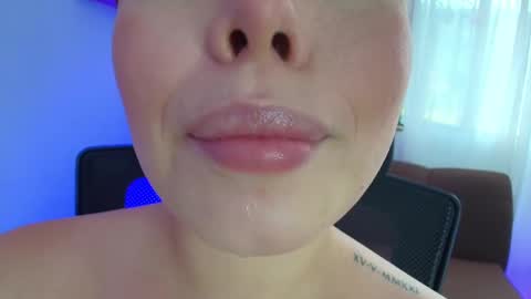 Lisbet online show from February 14, 2025, 7:23 pm