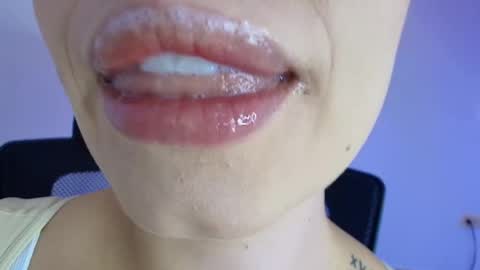 Lisbet online show from February 28, 2026, 1:56 pm